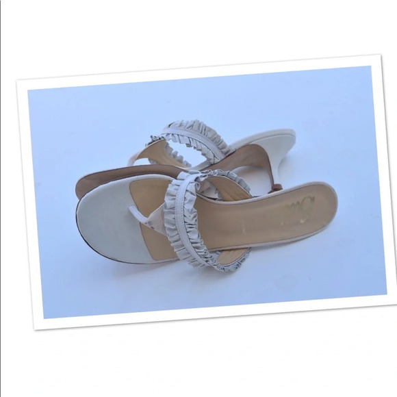 NWOT Butter heeled sandals - Picture 2 of 8